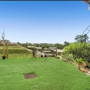 https://tranquil-paradise-whole-home-with-views.cairnshotels4all.com