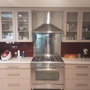https://hotel-wayville.adelaidehotels-au.com
