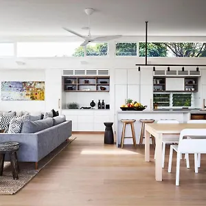 https://ayindi.hotelsbyronbayaustralia.com