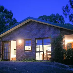 http://possums-spa-apartments.top-hotels-hobart.com